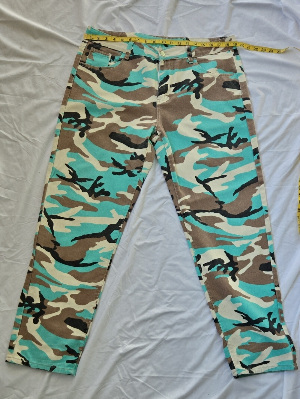 Men's Cool Unusual Turquoise Colored Camo Jeans W38 L29.5/30 100% Cotton. - Picture 2 of 7